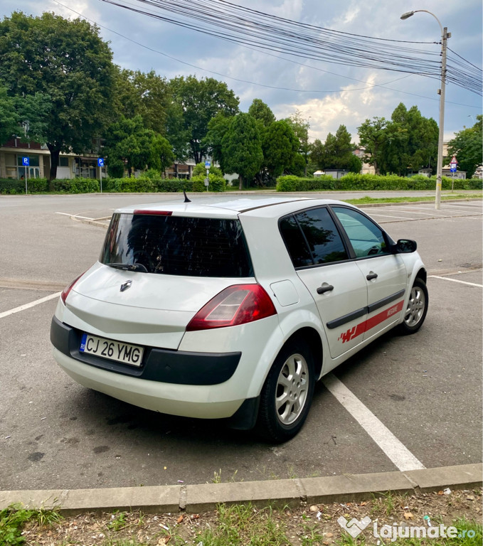 Vând Renault megane 2
