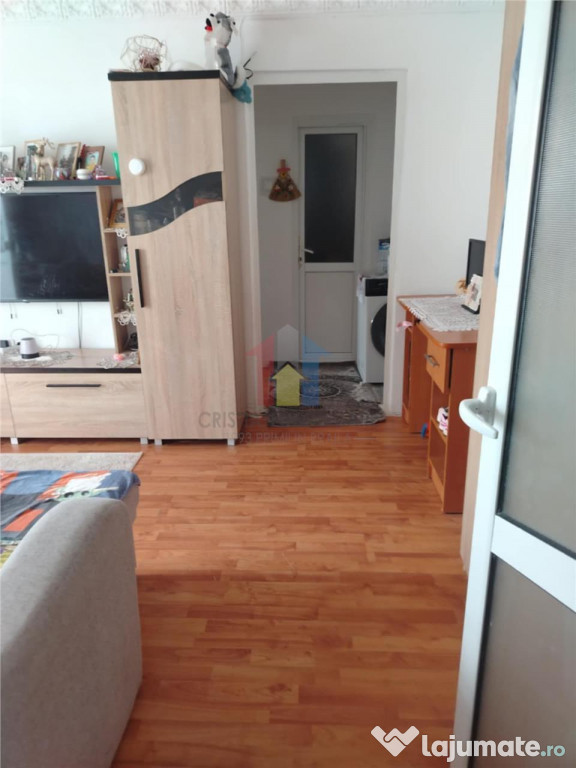3 camere confort 2 Viziru 3 ,55 mp