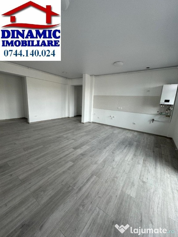 2 cam, parter, 57 mp utili totali, 45 mp grădină. Preț 67.900 € + 21%