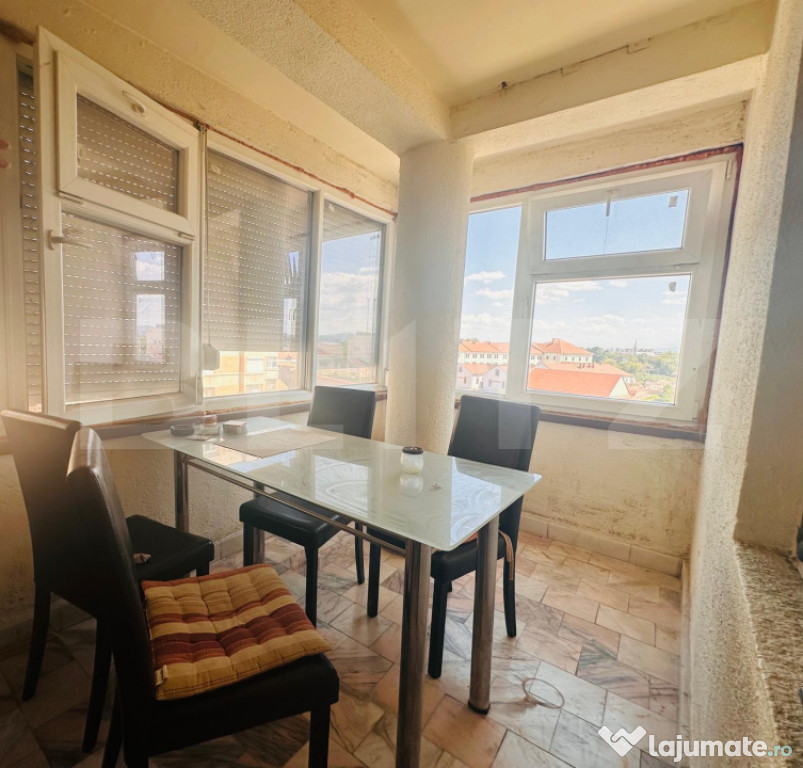 Apartament 4 camere decomandate, 110 mp, zona Ultracentrala,