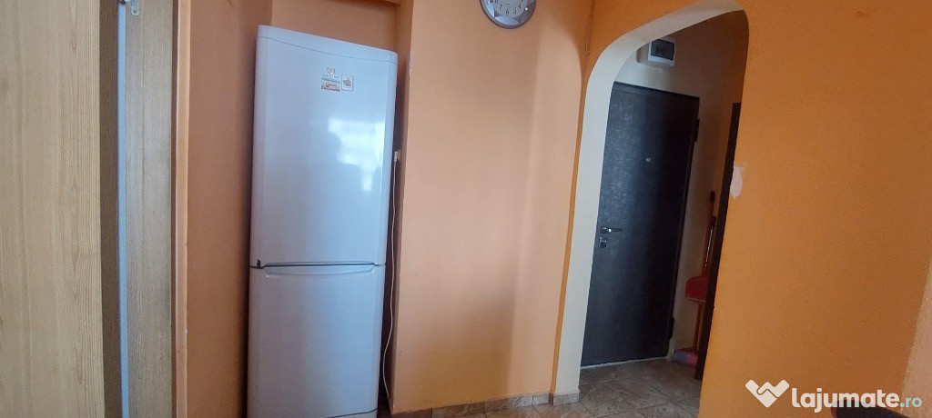 Apartament 4 camere de vânzare – Strada Clăbucet