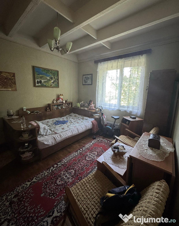 Apartament 2 camere, semidecomandat - zona Astra
