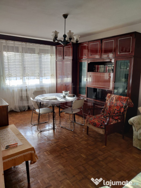 Apartament 3 camere, zona Strand