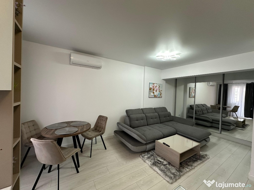 Studio de inchiriat langa metrou
