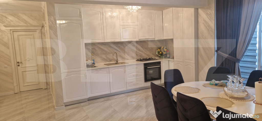 Apartament 3 camere, 80 mp, ultrafinisat, cu parcare subtera