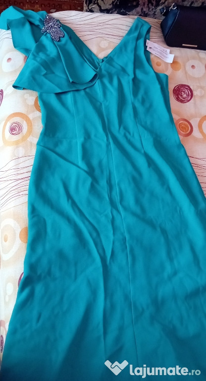 Rochie nouă Xara