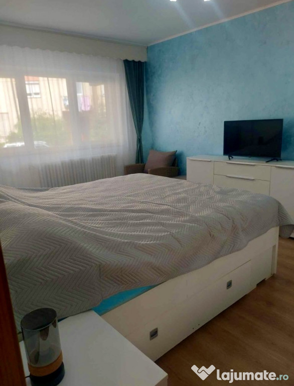 Apartament cu 2 camere, decomandat, Ampoi 2