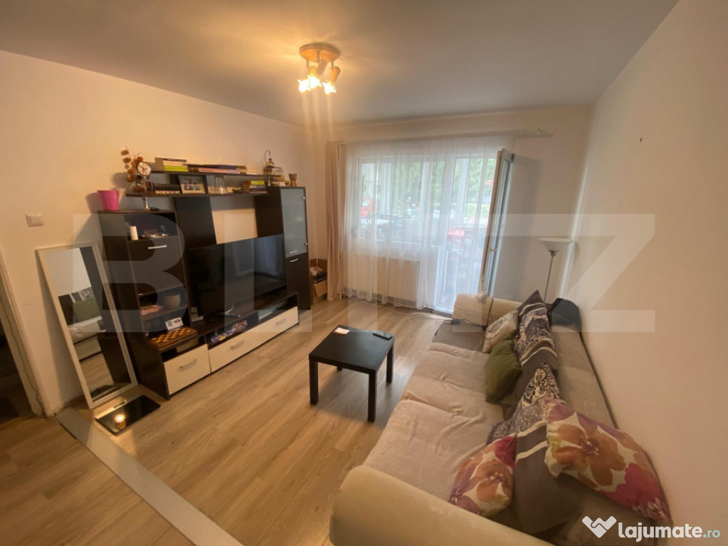 Apartament 3 camere, 51 mp, 2 boxe la subsol, mobilat, in M?