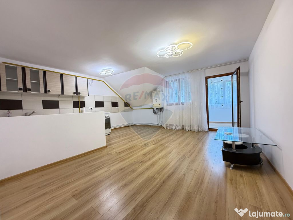 Apartament cu 3 camere de vânzare – Gura Humorului