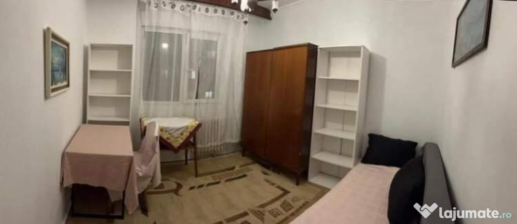 Vând apartament 3 camere decomandat etaj 3/4 Nicolina 1