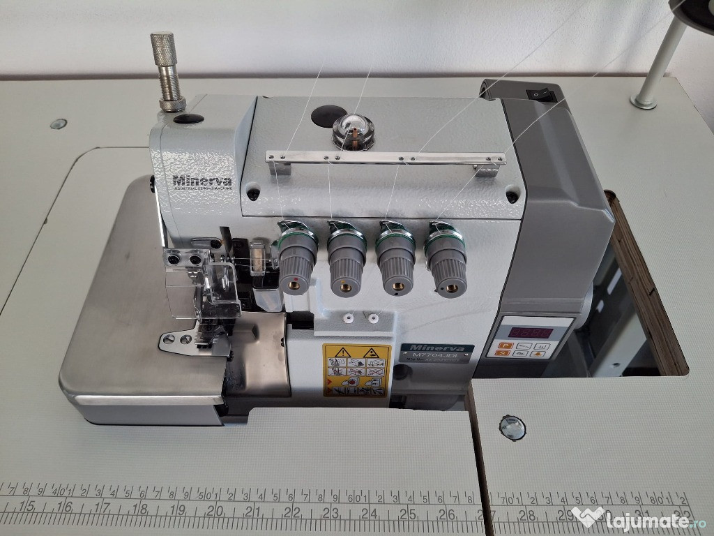 Masina Industriala de surfilat, Triplock Minerva M7704JDI