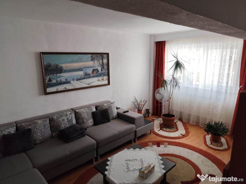 Apartament 3 camere, Valea Aurie