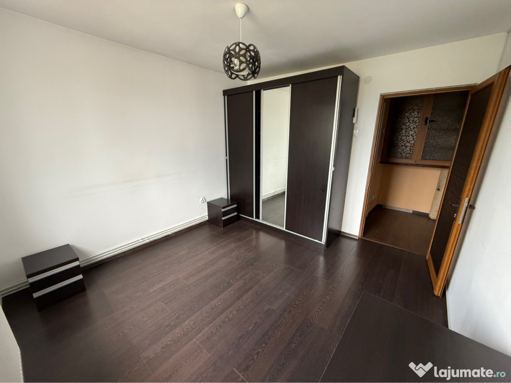 Apartament 3 camere