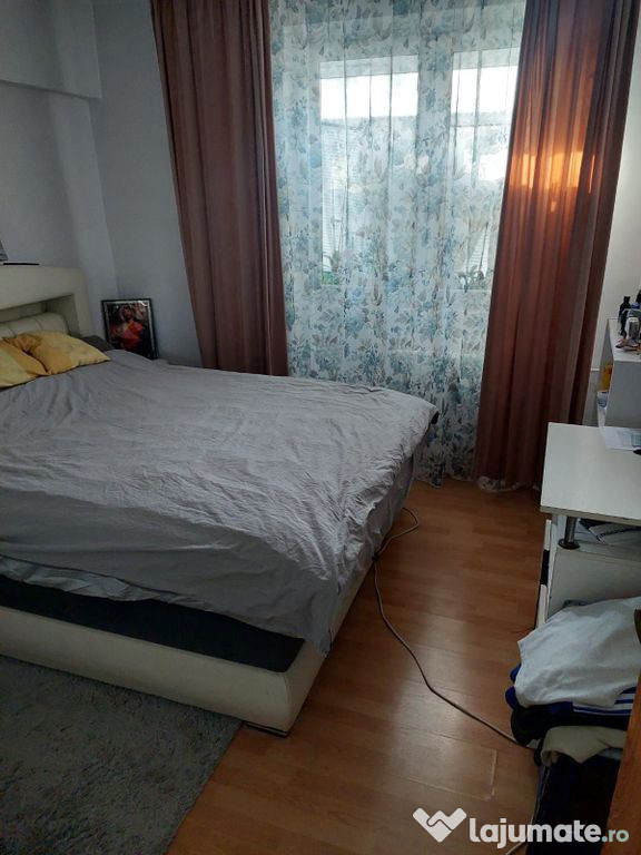 Decomandat 3 camere Soseaua Giurgiului / Luica