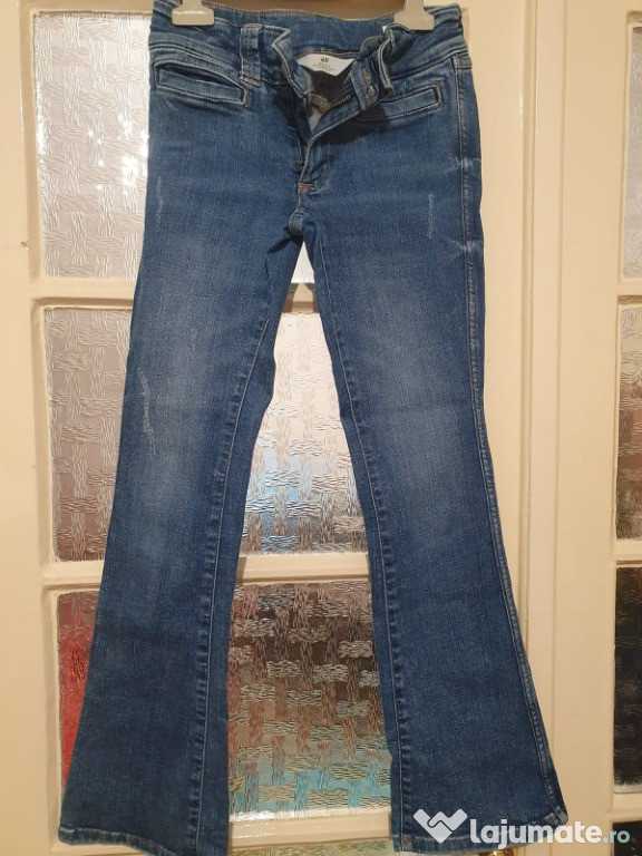 Doua perechi de blugi +doua camasi 9-10 ani