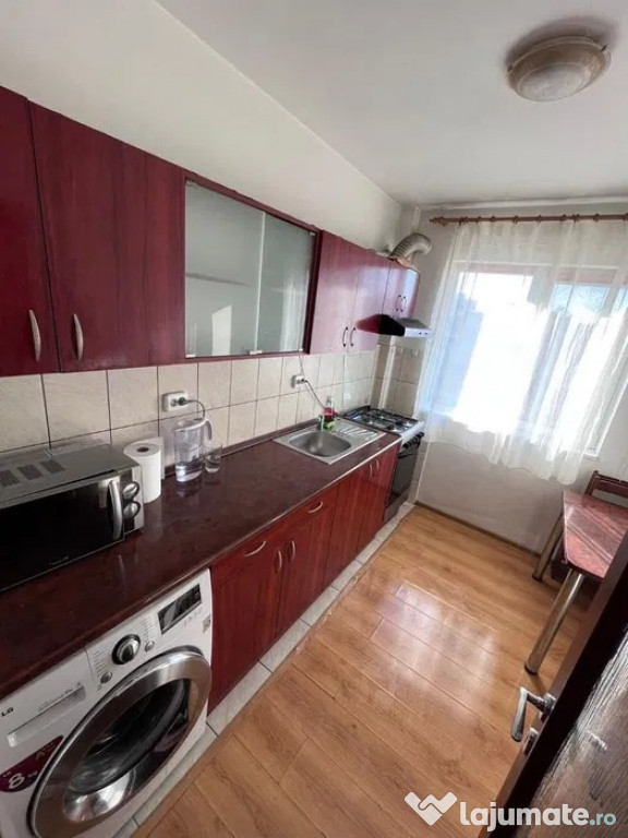 Apartament 2 camere , in Podu Ros