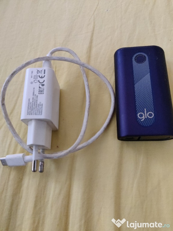 Țigaretă electronică Glo black Starter kit