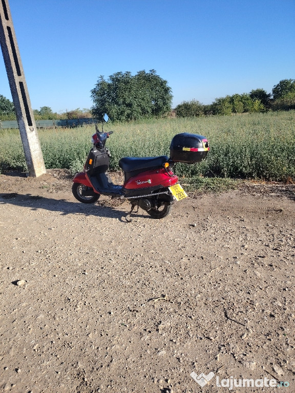Vând scuter fara nici un fel de investiție