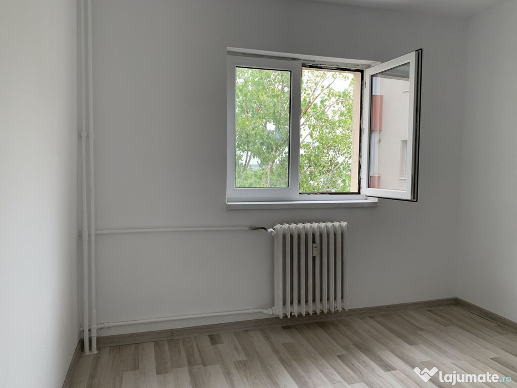 2 camere decomandat Luica