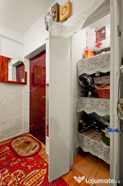 Vand apartament 2 camere in Galati,tig.3, parter,56 mp,curat,liber
