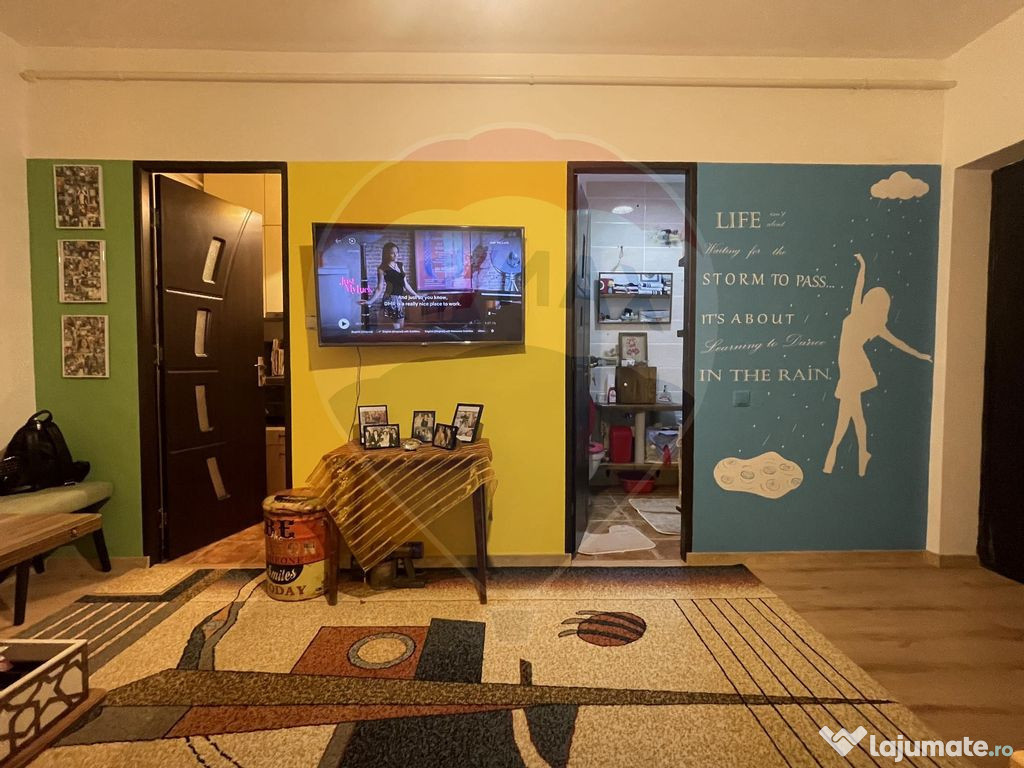 Apartament cu 2 camere de vânzare în zona Republicii