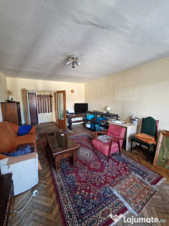 Apartament 3 camere, 80 mp, Biblioteca Judeteana