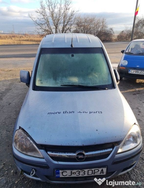 Dezmembram Opel Combo 1.7 Diesel