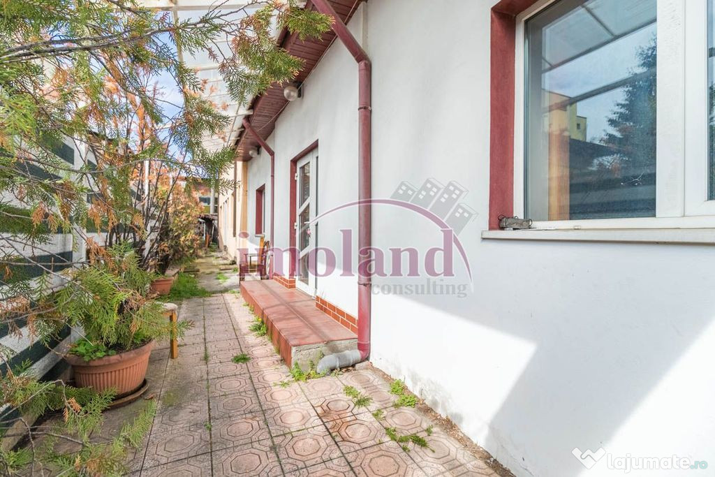 Vanzare - vila noua + spatiu birou/comercial - Crangasi-C...