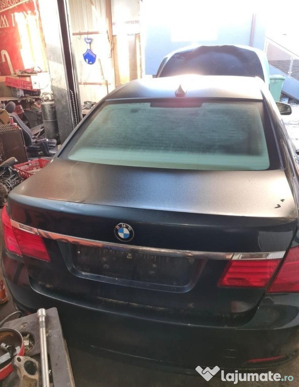 Dezmembrez Bmw seria 7