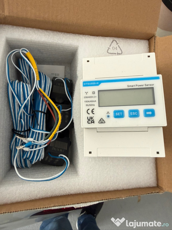 Smartmeter DTSU666-H si SmartDongle pentru invertor
