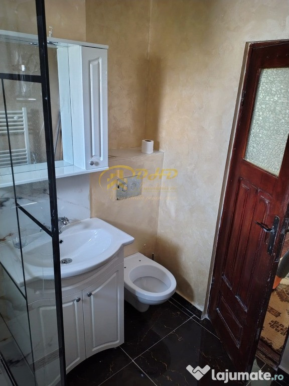 Apartament 3 camere decomandat in zona Canta