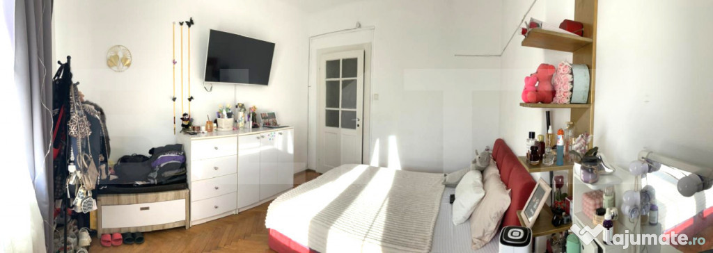 Apartament Spațios cu 3 camere, Central, Zona Gării