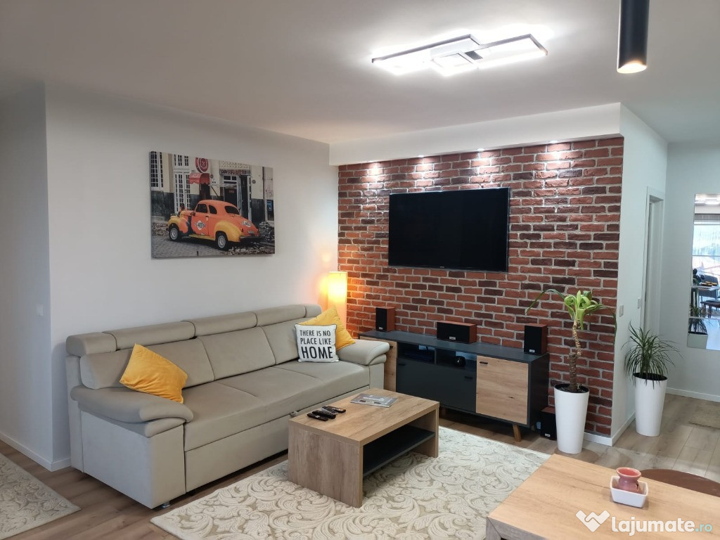 Apartament 3 camere cu priveliste si parcare subterană