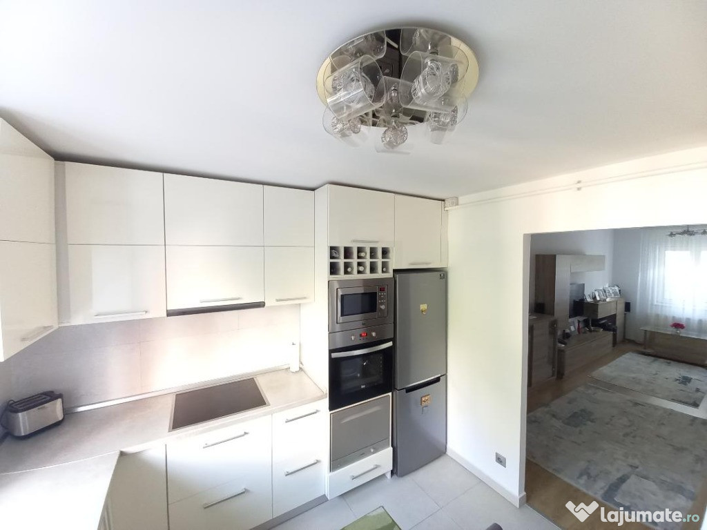 Persoana fizica vand apartament 3 camere Manastur