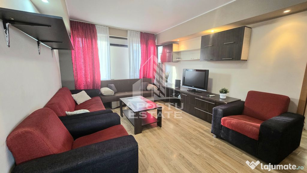 Apartament cu 4 camere si 2 bai, bloc cu lift, zona Circu...