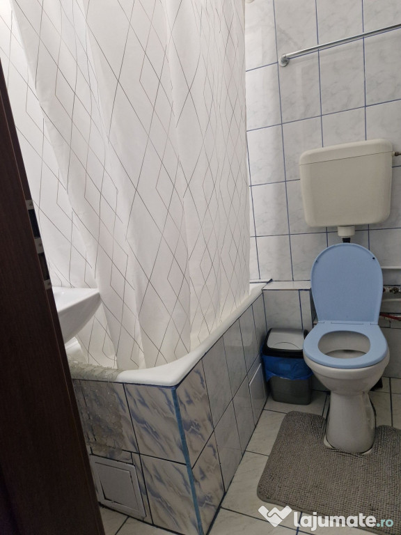 Piata sudului secuilor etaj 3