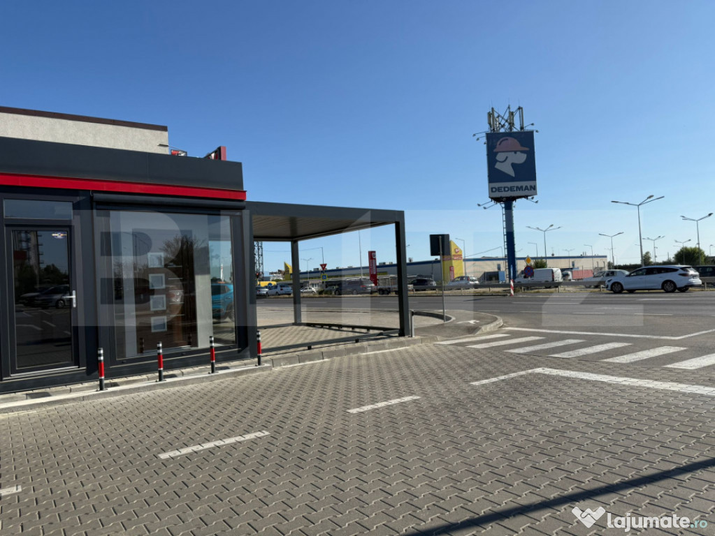 Spatiu comercial, 44 mp, zona Ford