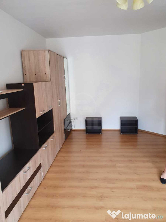 Apartament 2 camere de inchiriat zona Florilor