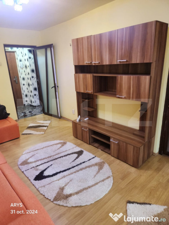???? Apartament 2 camere, etaj 1/10, cu balcon – zona M6,