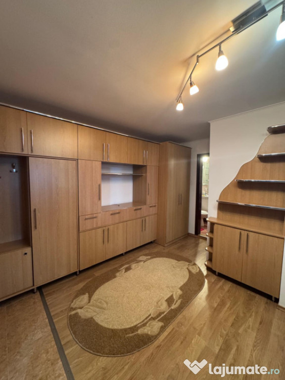 Apartament 2 camere, de inchiriat, Radauti