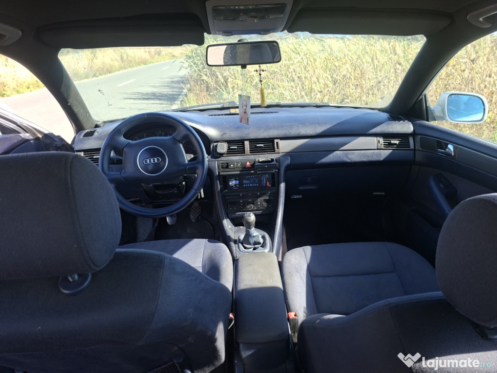 Vând Audi A6C5 limuzina