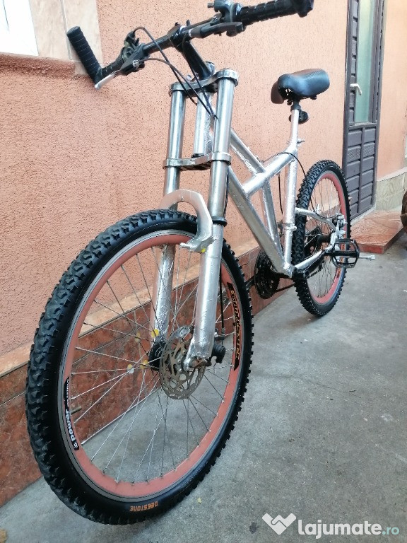 Bicicleta Mountain Bike buna si ieftina