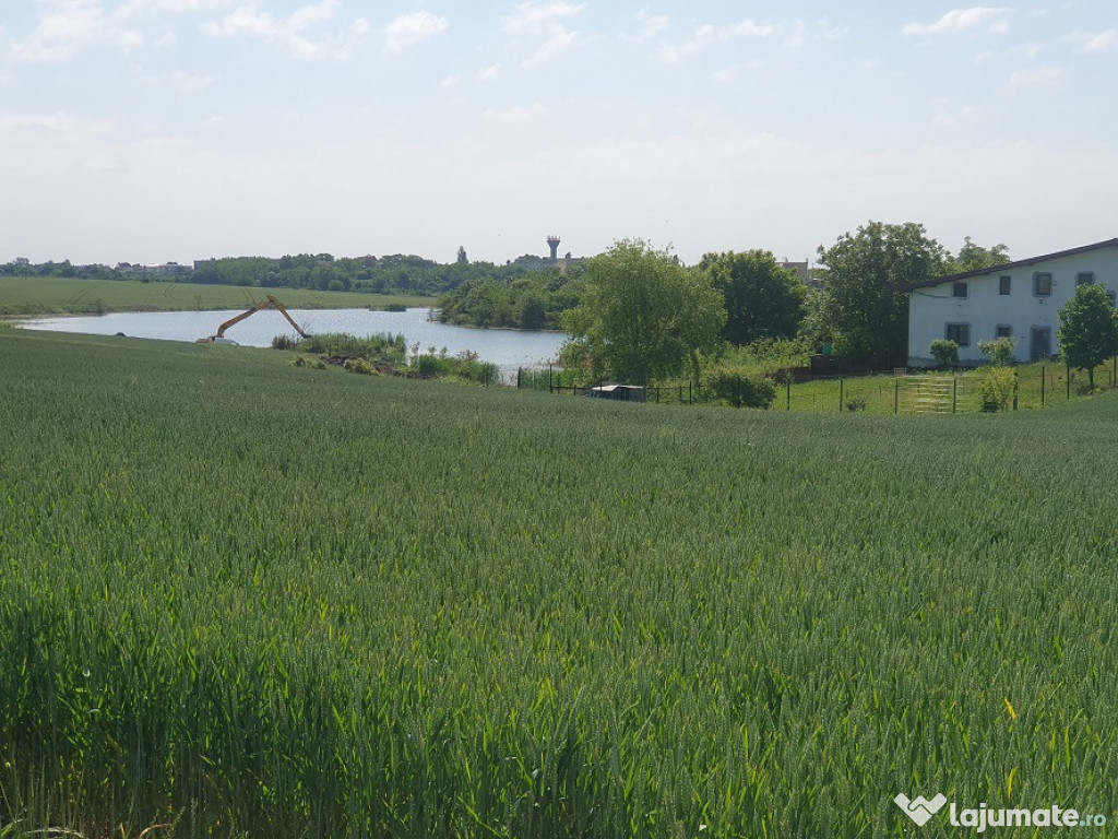 Teren cu vedere la lac Balotesti, 16500 euro