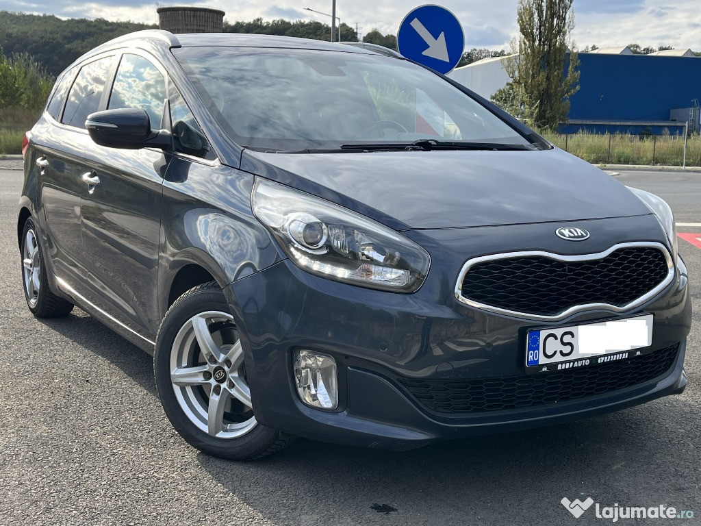 Kia Carens 1.7 CRDI 136 cp LED/NAVI/CAMERA/7LOCURI/REVIZIE