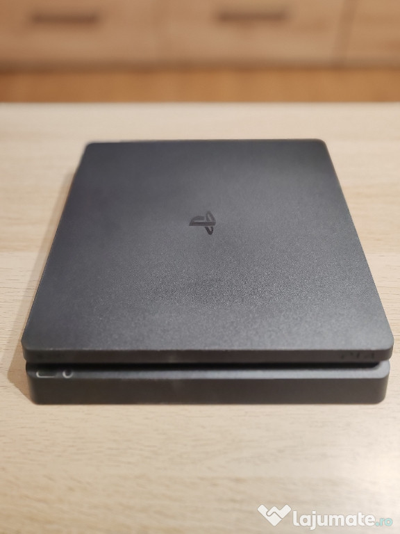 PlaySation 4 Slim 1TB - 2x Controlere + Accesorii