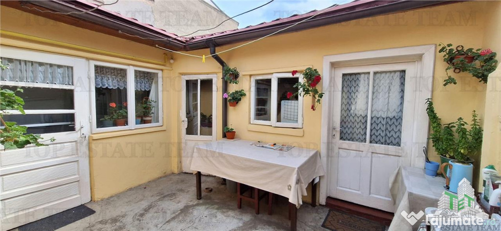 Casa rustica cu curte, 3 camere zona Tabacarie