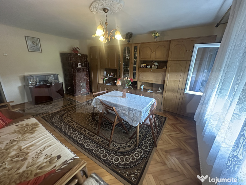 Apartament decomandat cu 3 camere, 78 mp, zona Carpati 2