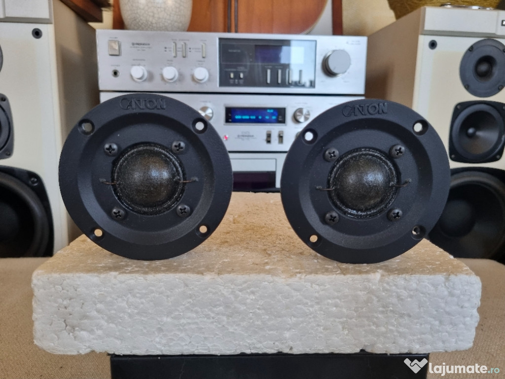Set Difuzoare Medii Canton. 5 ohms, 40 watts, 9,5 cm.