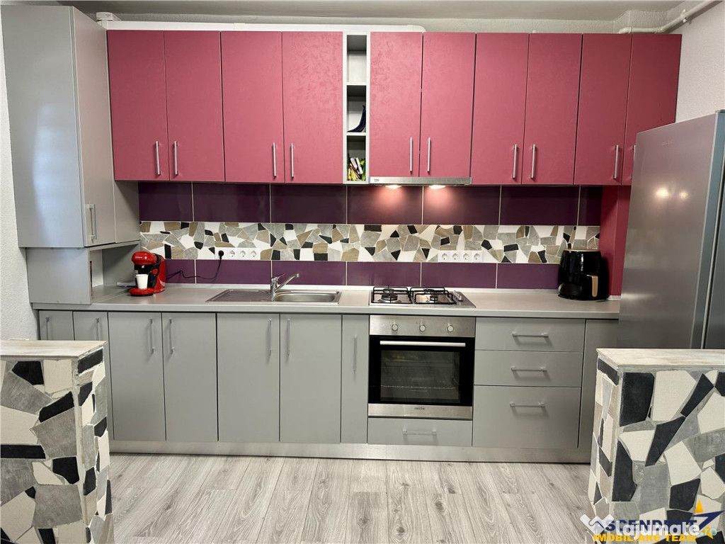 FILM3D! Elegant, mobilat, accesorizat,totul nou,gata de muta