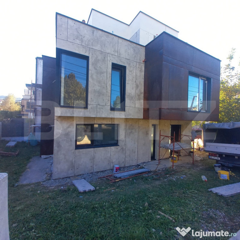 Exclusiv ! Casa cuplata 120mp , teren 125 mp zona rezident